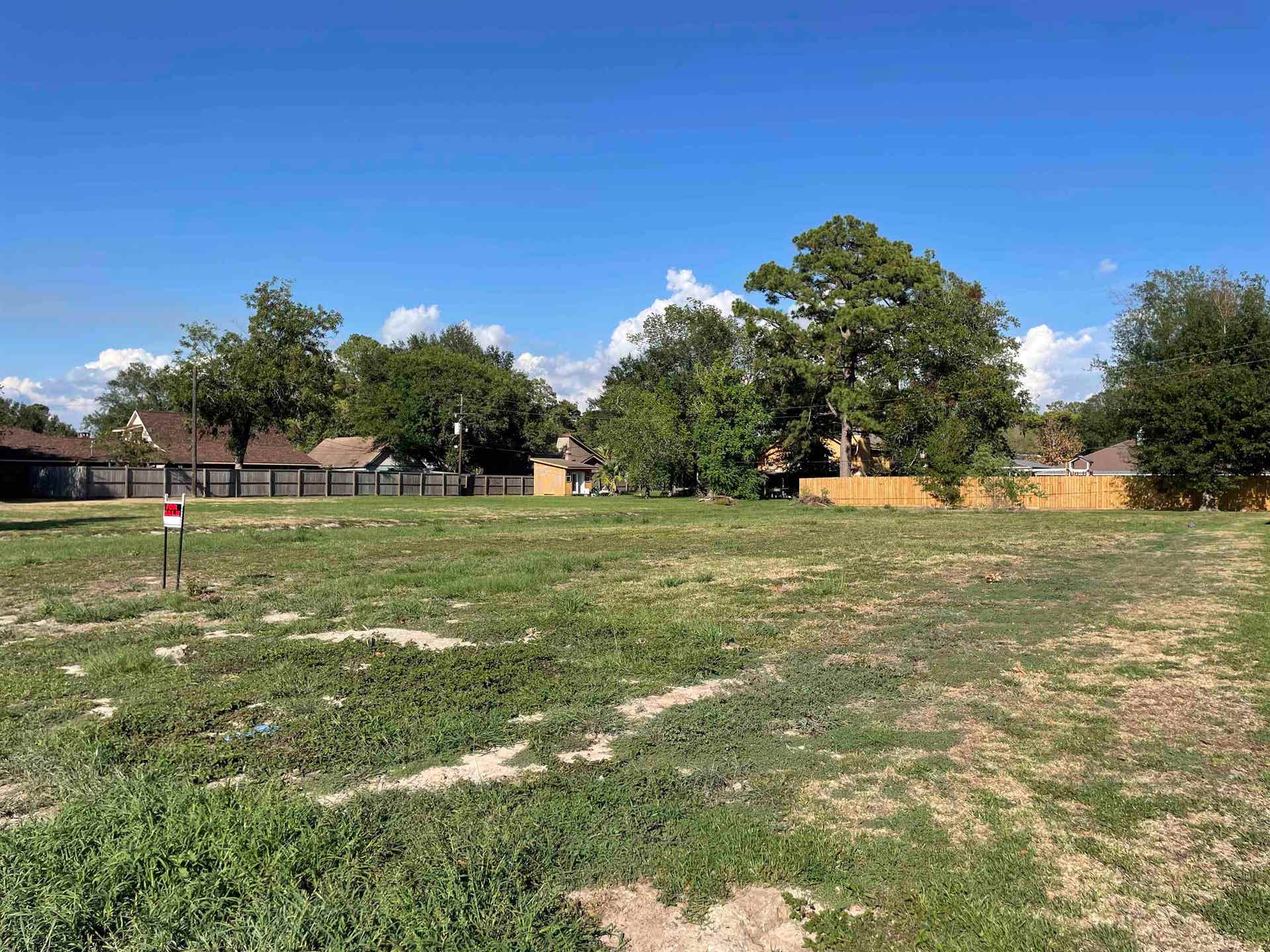 188 Tiger Lilly, Bridge City, TX 77611