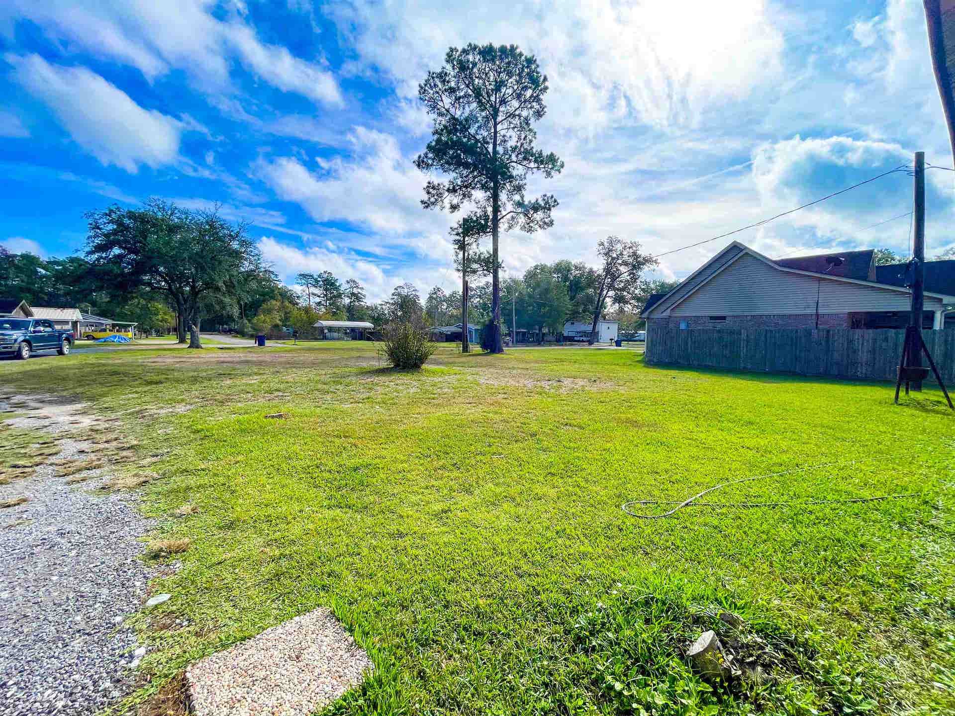 7511 Johnson Dr, Mauriceville, TX 776327239